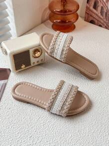 1 Pair Of Summer Bestseller Beige Children's Non-Slip Slippers Comfortable Soft Simple Beige Flat Flat Girls 3-12 Years Old Sandals Slippers Suitable For Indoor And Outdoor Daily Holiday Leisure Beach White Braid Gold Black Border Fringe Design Strap Design Slippers - Apricot - View 2