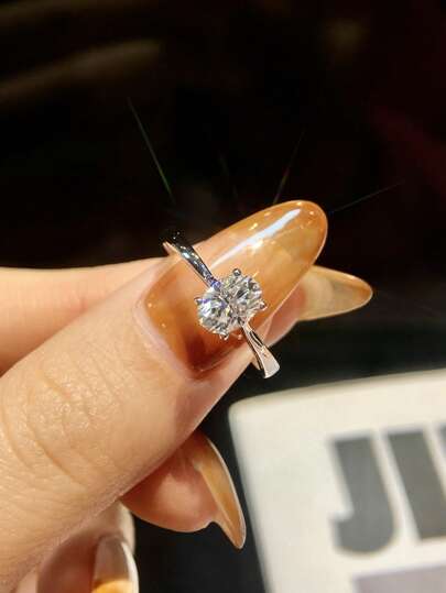 1克拉四爪镶嵌椭圆形D色莫桑石订婚戒指，女士奢华S925纯银承诺戒指，周年纪念奢华珠宝礼品