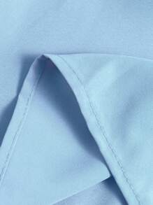 浅蓝色褶皱松紧腰度假裙