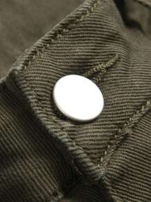 Jeans clásicos ajustados de tiro bajo con lavado azul para hombres, pantalones vaqueros de denim desgastado en color azul claro - Verde militar - Ver 6