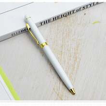 1/5/10 Chiếc Bút Bi Cá Nhân Hóa, Có Thể Tùy Chỉnh Tên, Bút Xoay Kim Loại Màu Trắng, Thích Hợp Cho Ngày của Mẹ, Ngày Nhà Giáo, Sinh Nhật, Đám Cưới, Ngày của Cha, Ngày Tưởng Niệm, Khai Giảng, Lễ Tốt Nghiệp, Quà Tặng Độc Đáo Cho Gia Đình, Bạn Bè, Bạn Học, Giáo Viên, Khách Hàng, Đa Chức Năng, Trang Trí, Tái Sử Dụng, Hiện Đại, Đầy Màu Sắc, Dễ Thương, Cổ Điển, Hoạt Hình, Kawaii, Tùy Chỉnh, Cá Nhân Hóa, Độc Đáo, Được Tùy Chọn, Công Nhân, Khách Hàng, Học Sinh, Dùng Cho Doanh Nghiệp/Công Việc/Văn Phòng, Dùng Cho Trường Học, Văn Phòng & Đồ Dùng Học Tập, Trang Trí Giáng Sinh, Bút Viết Mượt Mà, Tự Làm - A - Xem 8