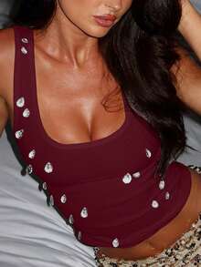 女士短款工字背心，钻石形铆钉纹理，性感修身 - 酒紅色 - 查看 2