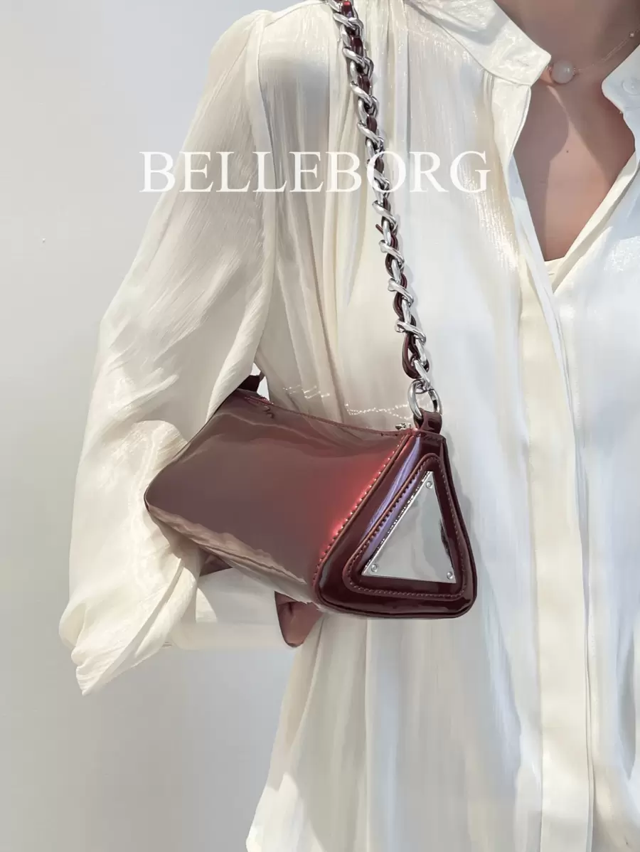 kekedou Túi xách nữ dễ thương và gợi cảm phong cách Y2K có trang trí dây xích, túi đeo vai tối giản dưới cánh tay, thiết kế không điển hình