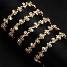 Cadena de cristal de diamantes de imitación con garra brillante - 900mm/35,43" Adorno decorativo de vidrio para ropa, hogar, boda DIY, decoración de abaya Eid, regalos del Día de la Madre y Pascua (base dorada/plateada blanca y AB) - 4 estilos metálicos de lujo