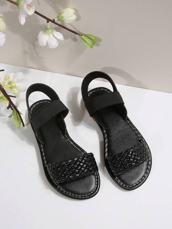 Nuovi sandali piatti per giovani, sandali con fiocco e allaccio per ragazze, scarpe da spiaggia e da viaggio nere