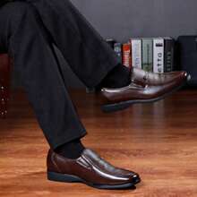 Men's Simple Business Casual Shoes A Slip-On Loafers - 棕色 - 查看 4