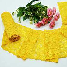 VEN003 "Elegant Lace: Delicacy That Transforms Your Creation" - Yellow - View 3
