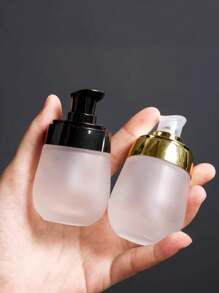 1 pieza Dispensador de cosméticos transparente portátil, Recipiente de cristal para lociones tipo presión, Envase de viaje para crema facial y desmaquillante, Perfecto para viajes, hogar, baño, Accesorios de almacenamiento de líquidos de viaje, Regalos para mujeres, mamá, amigos, Decoración del hogar y del baño, Decoración de otoño, Regreso a la escuela