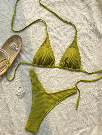 Il nuovo stile 2026 Bikini da donna a righe sottili verde frutta con scollo a canottiera, sexy per la spiaggia