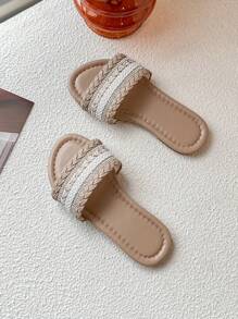 1 Pair Of Summer Bestseller Beige Children's Non-Slip Slippers Comfortable Soft Simple Beige Flat Flat Girls 3-12 Years Old Sandals Slippers Suitable For Indoor And Outdoor Daily Holiday Leisure Beach White Braid Gold Black Border Fringe Design Strap Design Slippers - Apricot - View 7
