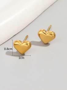 1 对简约时尚金色不锈钢耳钉，适合女性日常佩戴和办公室佩戴