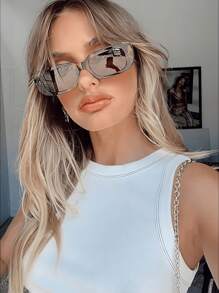 1 par de gafas de mujer de estilo minimalista y colegial, con diseño cuadrado estrecho, adecuadas para uso diario