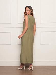 DUOUNO MODAS - MARANTE LONG WOMEN'S TANK TOP DRESS WITH ZIPPER AT THE BACK AND POCKETS - LONG DRESSES FOR WOMEN - Army Green - View 2