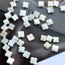 20 件天然淡水贝壳四叶草白色扁珠 6/8 毫米，适合 DIY 耳环、珠宝制作配件 - 白色 - 查看 7