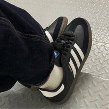 阿迪达斯 Originals 男女通用运动鞋，2026 春季新款 Samba OG 时尚休闲运动鞋，低帮 T 字头鞋 B75807 - 黑色 - 查看 7