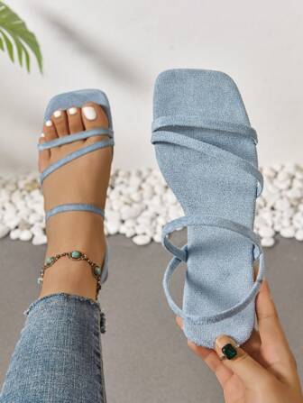 新款时尚女士拖鞋，时尚休闲罗马风格一脚蹬凉鞋，颜色有黑色、米色、棕色、咖啡色、橙色，舒适平底沙滩拖鞋，纯色编织休闲凉鞋，博主推荐厚底凉鞋，夏季沙滩鞋，优雅搭扣低跟圆头拖鞋，防臭防滑简约鹿皮绒面材质户外拖鞋，百搭平底一脚蹬鞋，女士平底凉鞋建议选择大一码