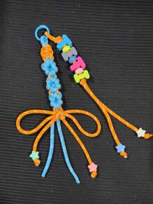 1个个性化编织名字钥匙扣，可定制字母/数字珠子，春季礼物，花蝶图案，送给爱人，色彩缤纷，可爱，萌趣，趣味十足，卡哇伊风，千禧年复古风，时尚百搭，男女皆宜，休闲百搭，可定制，个性化，独一无二，送给他的理想礼物，送给她的理想礼物，送给男友，送给女友，送给家人，送给朋友，适合周年纪念日、情人节、母亲节、生日、父亲节、毕业典礼、婚礼、乔迁之喜、学习用品、返校季、学校礼物、办公室、学校、教室、教师礼物、大学、同事、宿舍、送给老师、男孩女孩、青少年、初中生、高中生、大学生学生、大学生、大一新生、大二学生、低年级学生 - 亞克力編織鑰匙扣 - 查看 10