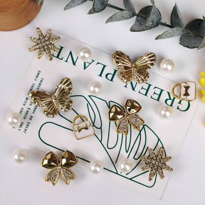 16 peças borboleta dourada, laço de strass, conjunto de decoração de pingentes de sapato de pérola, não metálico e resistente a manchas, versátil na moda, adequado para sapatos de praia de EVA, chinelos, sapatos de jardim, decoração de sapato removível, presentes de festival e aniversário