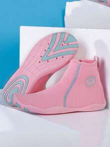 أحذية مائية سريعة الجفاف ومانعة للانزلاق، خفيفة الوزن، مناسبة للشاطئ، السباحة ورياضة اللياقة البدنية. من قماش منفذ للهواء مع نعل مطاطي، أحذية شاطئ عالية الرقبة متعددة الاستخدامات للجنسين مريحة ومضادة للانزلاق، مهوّاة وسريعة الجفاف مع سحاب للسباحة والتزلج على الأمواج - وردي - مشاهدة 8