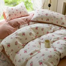 4 pièces Set de couette à fleurs ditsy fraîches - en polyester respirant, convient pour toutes les saisons, lavable en machine, fermeture éclair, comprend 1 couette, 1 drap plat, 2 taies d'oreiller - sans rembourrage, sans couette ni inserts d'oreillers, décoration de chambre, literie pour couple, lavable en machine