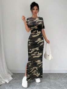 Robe de camouflage à la mode pour femmes avec design fendu, tenue énergique et élégante pour Noël