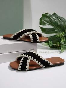 Women's 2025 Spring/Summer New Crossed Double-Rows Rhinestones Decor Flat Round Toe Open Toe Ladies Beach Slippers - Black - View 7