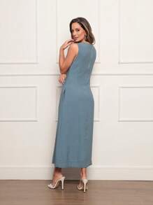 DUOUNO MODAS - MARANTE LONG WOMEN'S TANK TOP DRESS WITH ZIPPER AT THE BACK AND POCKETS - LONG DRESSES FOR WOMEN - Dusty Blue - View 2