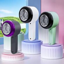 Rasoir à tissu électrique - Efficace, rechargeable USB, écran LED lumineux, un outil efficace pour éliminer les peluches et les boulochages. Compact et portable, un coupe-peluches multifonctionnel. Convient pour les vêtements, la literie, le mobilier, les tapis, les canapés. Produits de nettoyage essentiels, gadgets de nettoyage innovants.