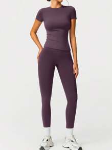 2pcs/Set Women's Soft Moisture-Wicking Crew Neck Short Sleeve Top And Stretchy Yoga Pants - Purple - View 2