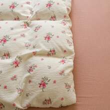 4 pièces Set de couette à fleurs ditsy fraîches - en polyester respirant, convient pour toutes les saisons, lavable en machine, fermeture éclair, comprend 1 couette, 1 drap plat, 2 taies d'oreiller - sans rembourrage, sans couette ni inserts d'oreillers, décoration de chambre, literie pour couple, lavable en machine