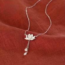 Elegant Lotus Tassel Pendant Necklace, Hypoallergenic, Antique Style Collarbone Chain Perfect Gift For Her, Daily Wear And Special Occasions - Bạc - Xem 3