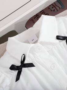 Young Girl's Cute, Stylish Bow Decor White Blouse & Black Pleated Skirt Set, Suitable For Summer Outing, Party, Commuting, Outdoor, And School - White - View 4