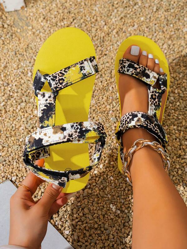 Sandalias de playa con bloqueo de color y cierre de gancho y bucle para mujer con suela gruesa, nuevas para el verano y de talla grande