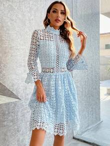 Eilly Bazar Đầm ren khoét lỗ cổ đứng thanh lịch màu trơn cho nữ tay loe - Màu xanh nhạt - Xem 4
