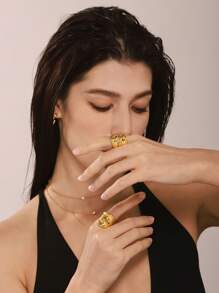 MiDuoDuo 1pc Unique Asymmetrical Smooth Stainless Steel Fashion Accessory, Everyday Wear For Women