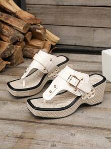 صنادل نسائية لارتداء الصيف ذات فتحة مربعة للأصابع مع حزام وإبزيم، مقاومة للارتداء الخارجي مانعة للانزلاق بريفت على طراز روماني عصري، كاجوال بكعب منصة