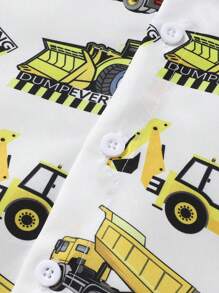 Set de 2 piezas Camisa polo de manga corta con estampado de vehículos de construcción y pantalones cortos deportivos de color liso, adecuado para uso casual, diario, vacaciones y fiestas, para niños, de algodón suave y cómodo