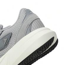 Adidas 2025 Damskie buty do biegania LIGHTBLAZE, niskie IH8606
