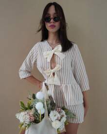 KEMERLING STUDIO Conjunto De Rayas Con Moño - Beis - Ver 2