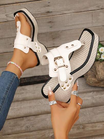 صنادل نسائية لارتداء الصيف ذات فتحة مربعة للأصابع مع حزام وإبزيم، مقاومة للارتداء الخارجي مانعة للانزلاق بريفت على طراز روماني عصري، كاجوال بكعب منصة