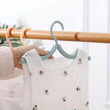 1/3/5 Packs Plastic Folding Travel Hangers With Clips - Non-Slip, Portable Hangers, Multi-Purpose Small Drying Hangers For Business Trips, Hotels, Travel, Travel, Portable Sock Clips For Hanging Suits, Pants, Shirts, Socks - Space-Saving, Multi-Purpose Hangers For Home And Travel Bedroom Clothes Storage Organizer Closet Organization And Storage