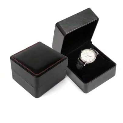 Caixa para Relógio em Couro Sintético.