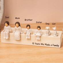 定制雕刻家庭彩绘树脂雕塑，个性化木制家居艺术装饰摆件，个性化定制家庭礼物，父亲节和母亲节礼物之选，多功能，装饰性强，可重复使用，精致时尚，高品质，色彩缤纷，现代简约，是送给她、男友、爸爸、女友、妈妈、家人、朋友的理想礼物，也适用于茶室、家居、办公室、办公室装饰，提升生活品质，是旅行收纳的理想之选。 - 米色 - 查看 3