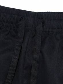 Men's Casual Cargo Pants. The Waist Features A Drawstring Design For Adjustable Tightness. Multiple Large Pockets On Both Sides For Practical Functionality, A Classic Cargo Style Element. Zipper Cuffs Add Details And Fashion, Allowing You To Adjust The Leg Openings As Needed. The Overall Style Is Versatile And Leans Towards A Streetwear Look, Suitable For Pairing With Minimalist Tops And Sneakers To Create A Casual, Stylish.