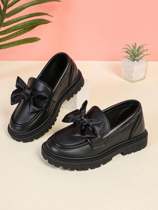 1 Paar Mädchen Princesses Große Größen Schwarze Lederschuhe mit weicher Sohle, Schleife, runder Zehenpartie, rutschfester Plateausohle, niedliche Loafer geeignet für 3-15 jährige Mädchen für Party, Tanz, Alltag, Urlaub, Frühling/Herbst Neu 2025