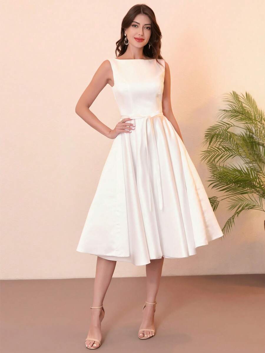 优雅简约 V 型背部设计婚礼派对纯色舞会礼服无袖褶皱船领新娘送礼会礼服，新娘 - 米色 - 查看 1