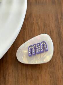 4 件套不对称珍珠发夹套装，字母图案亚克力发夹，女士独特发饰 - 彩色 - 查看 5