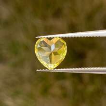 One 100% Yellow Sapphire Loose Heart Cut Gemstone For Charms Advanced Jewelry Making Materials DIY - Yellow - View 3