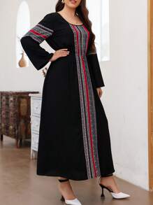 Plus Size Women Striped & Ditsy Floral Round Neck Flared Sleeve Arabic Style Long Dress,Modest - Black - View 3