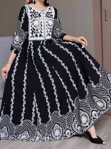 Arabian Bohemian Style Embroidered Casual Dress, Vintage Artistic Vacation Travel Loose Dress, Modest